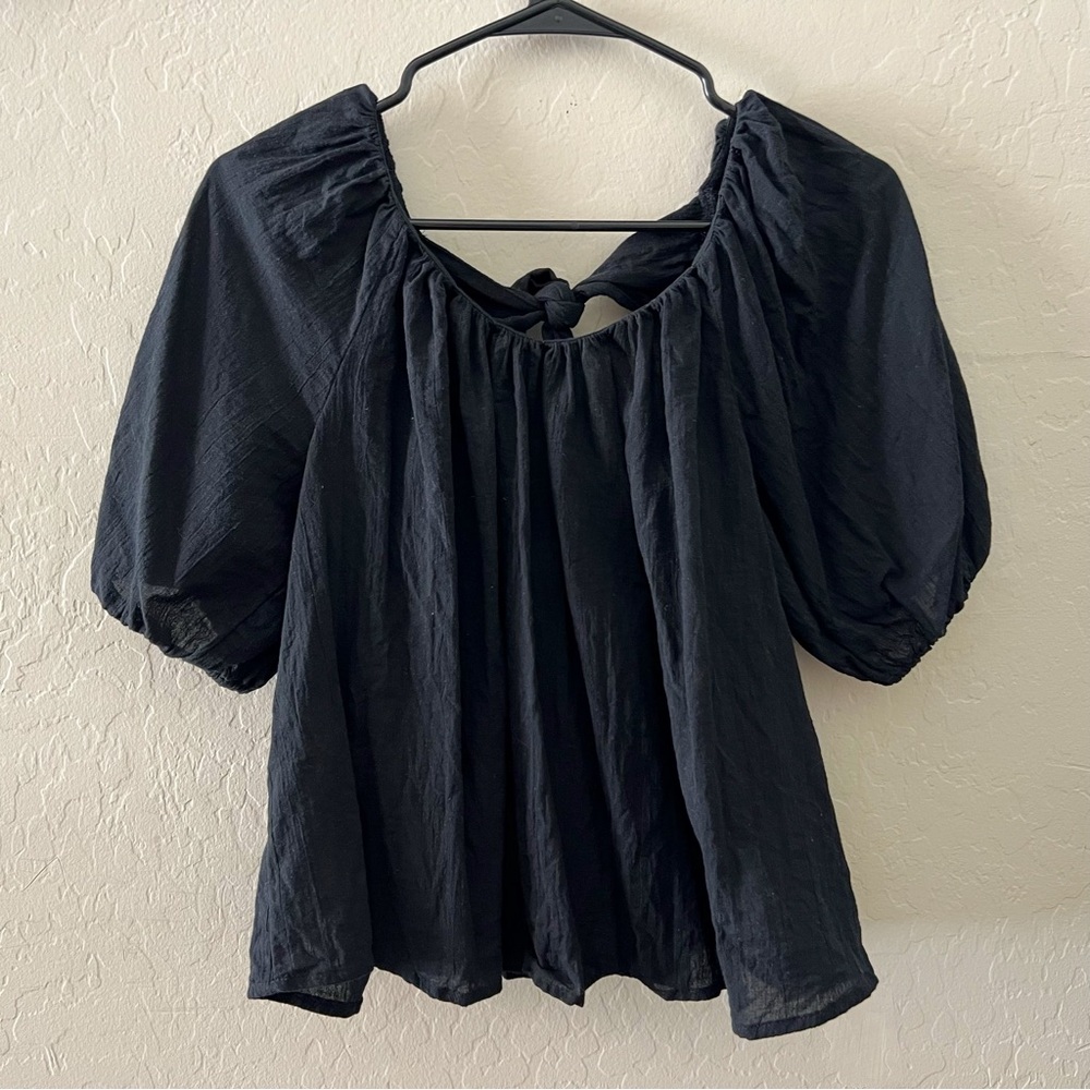 Old Navy Puff-Sleeve Cutout Tie-Back Swing Blouse - Picture 2 of 9